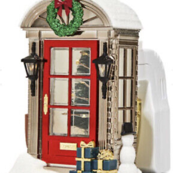 NWT BATH AND BODY HOLIDAY ENTRYWAY NIGHTLIGHT
Wallflowers Fragrance Plug - Picture 6 of 11